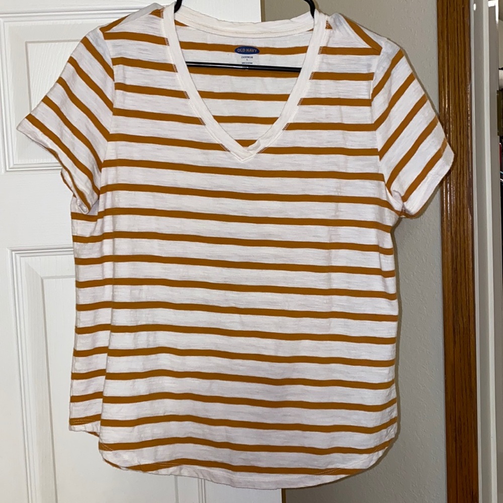 Striped Old Navy T-shirt